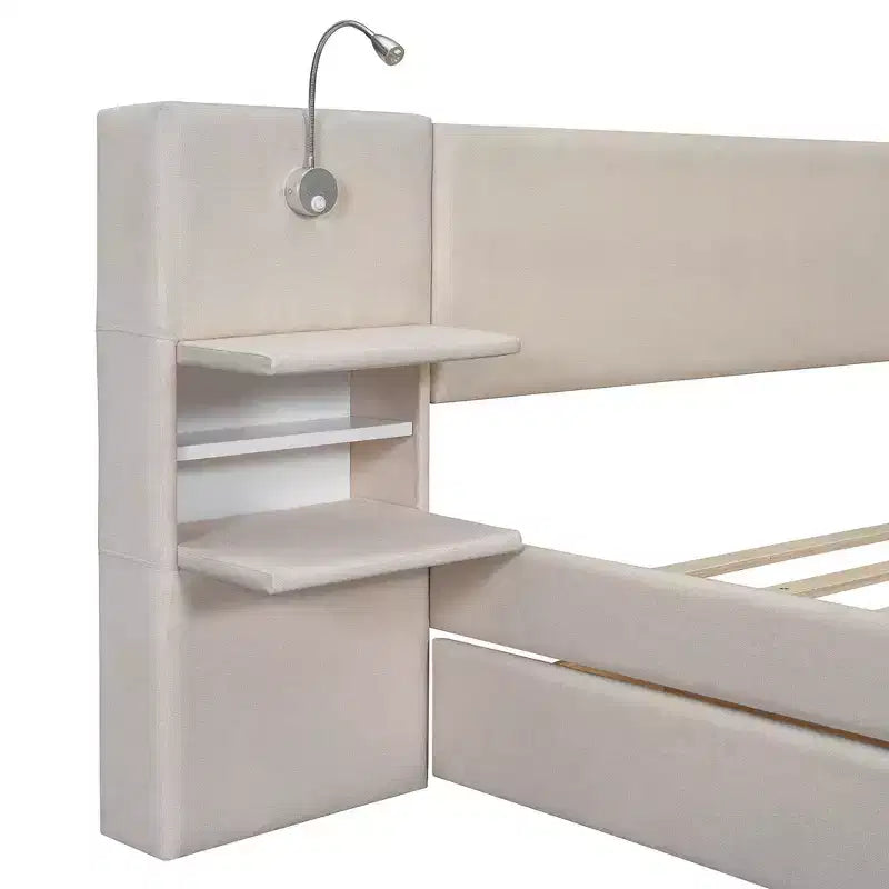 Gepolstertes Queen-Size-Bettgestell mit Stauraumschubladen, Regalen, Ausziehbett & Leselampen  