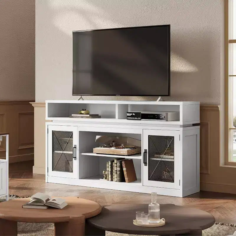 65" TV için LED Işıklı Çiftlik Evi TV Sehpası, Depolama Dolaplı Rustik Eğlence Merkezi