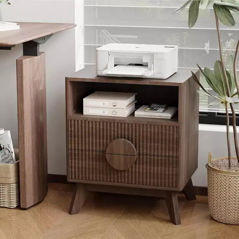 Moderne Geribbelde Nachtkast met Oplaadstation, Houten Bedtafel met Laden & Opbergplank