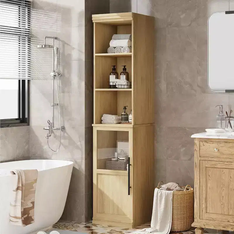 Mobile bagno slim con ante e ripiani aperti, ideale per spazi compatti. Questo mobile alto e stretto da terra è adatto anche per cucine