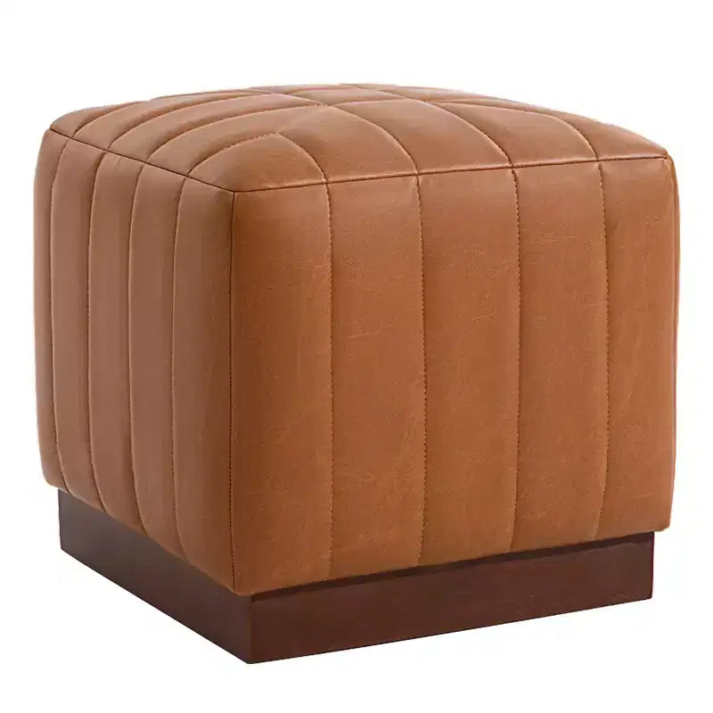 Kubuspoef met houtnerf basis, voetenbank bekleed met lamswol/leer en massief acaciahouten frame, 500 lbs draagvermogen